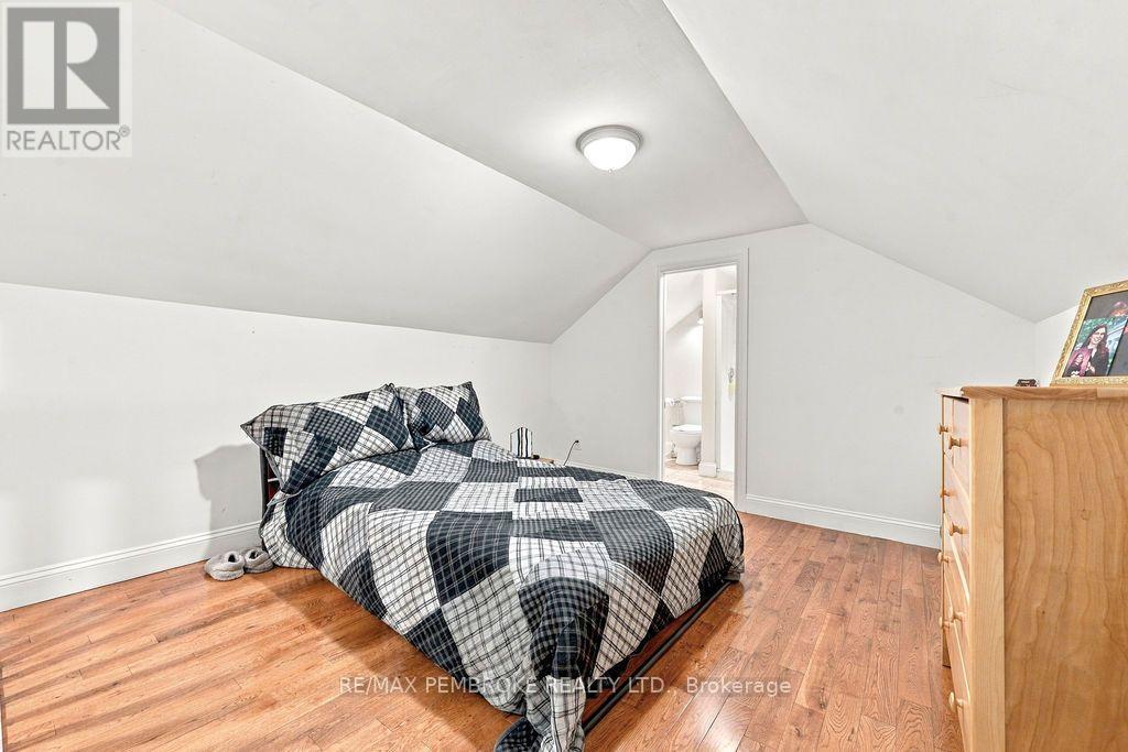 397 Trafalgar Road Property Photo 25