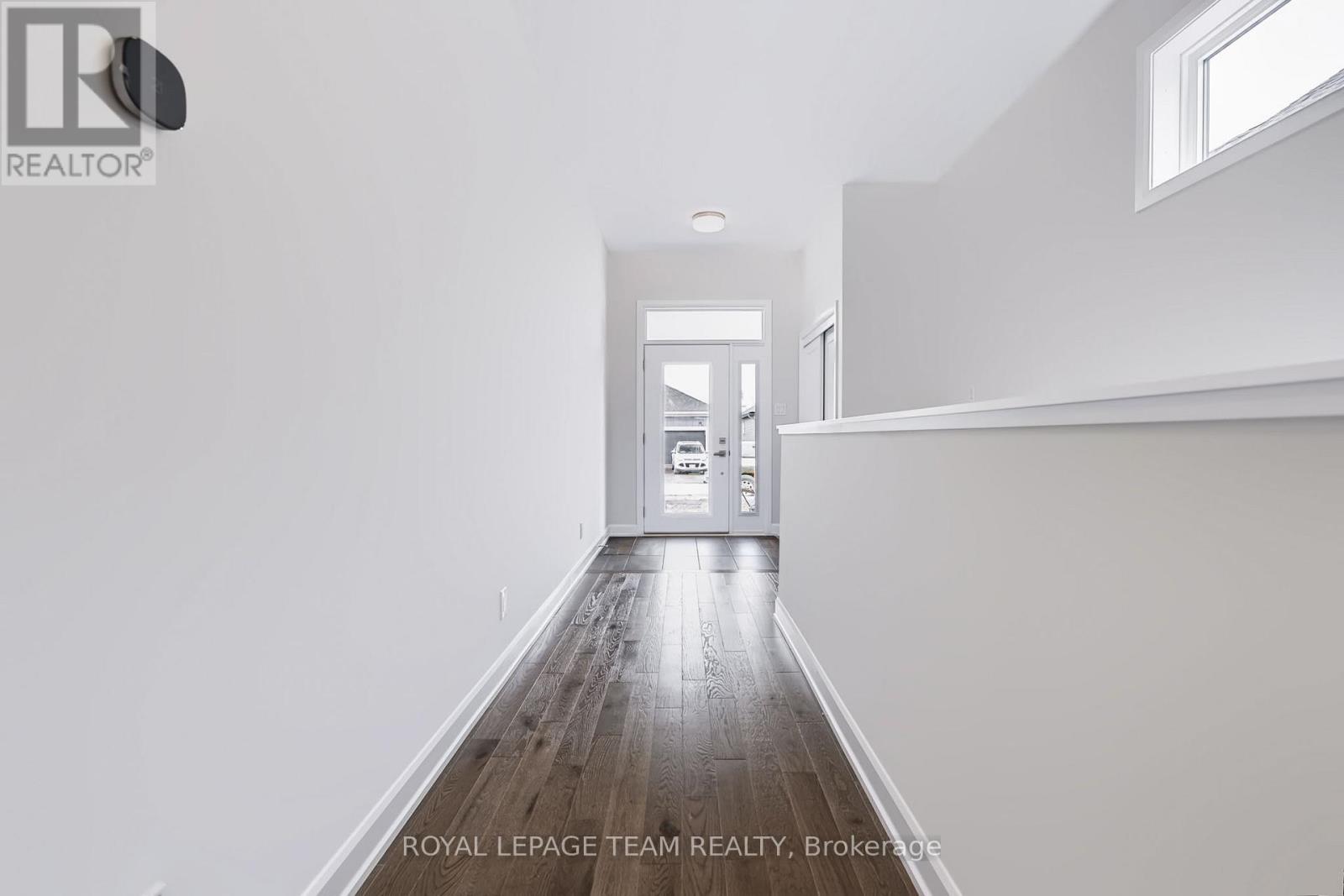 237 Hannam Bud Way Property Photo 4