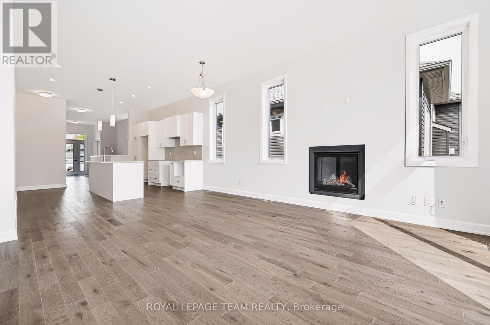 237 Hannam Bud Way Property Photo 8