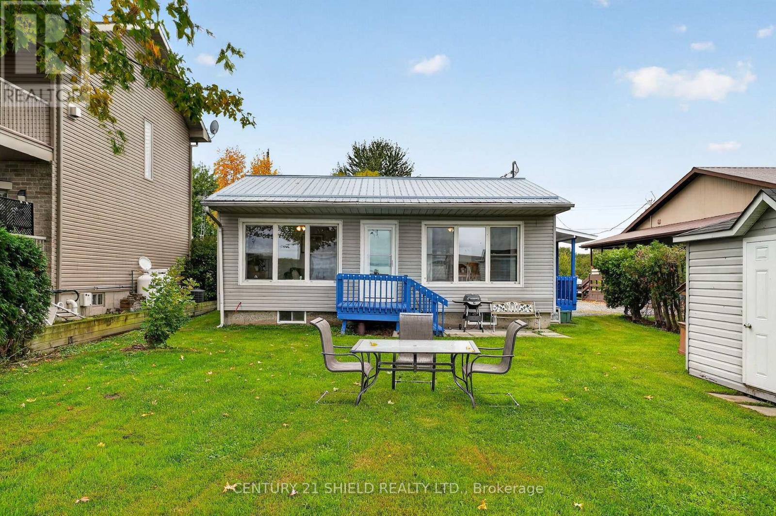 6325 78th Avenue Property Photo 5