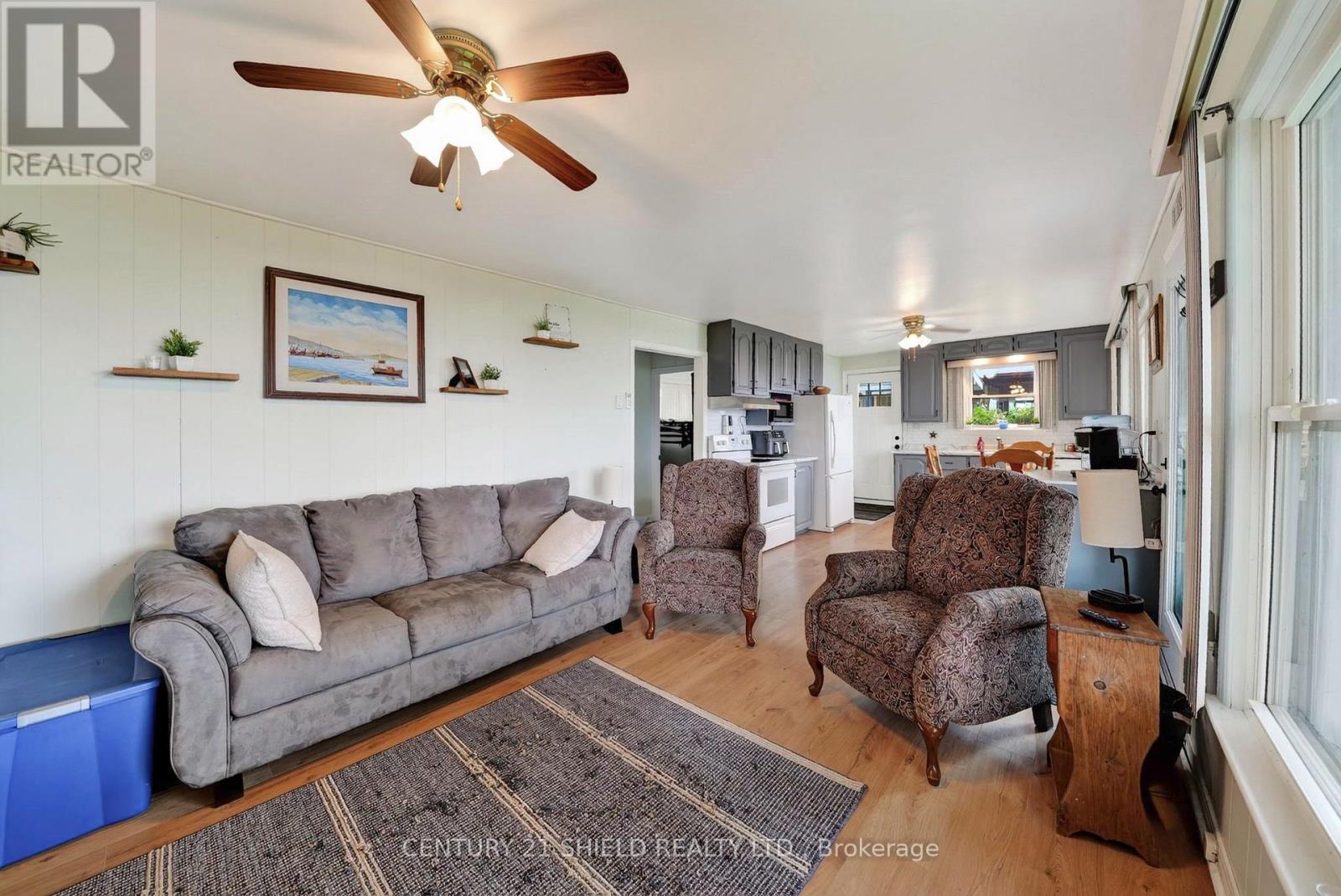 6325 78th Avenue Property Photo 16