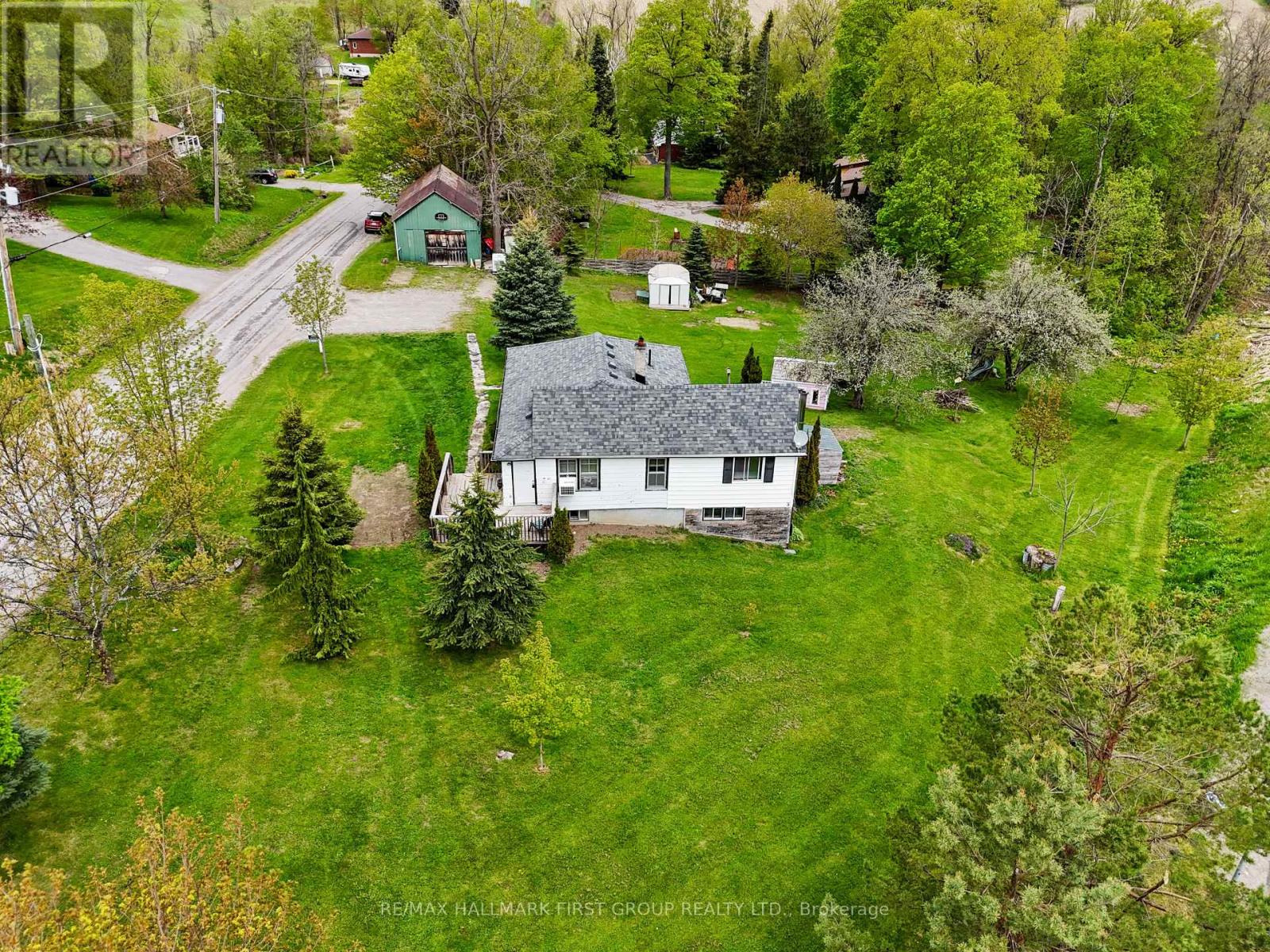 19 Halstead Road Property Photo 1