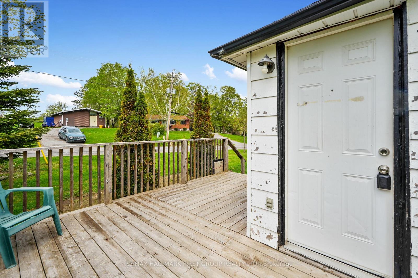 19 Halstead Road Property Photo 4