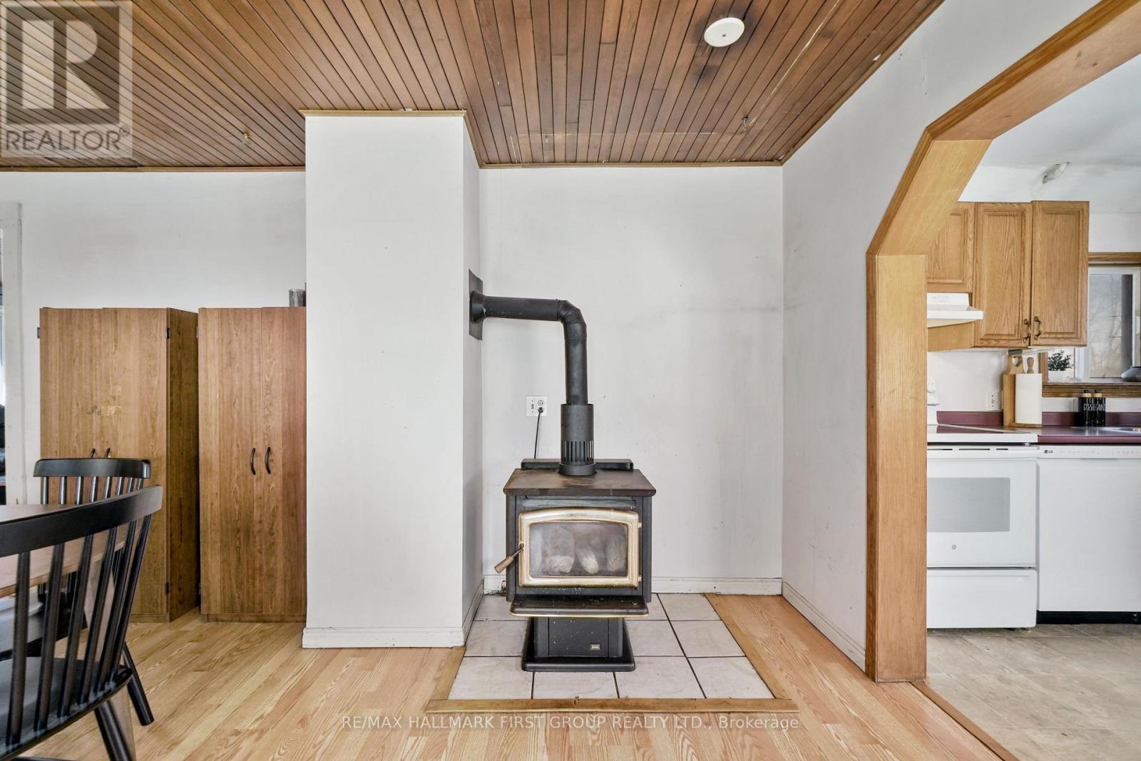 19 Halstead Road Property Photo 6