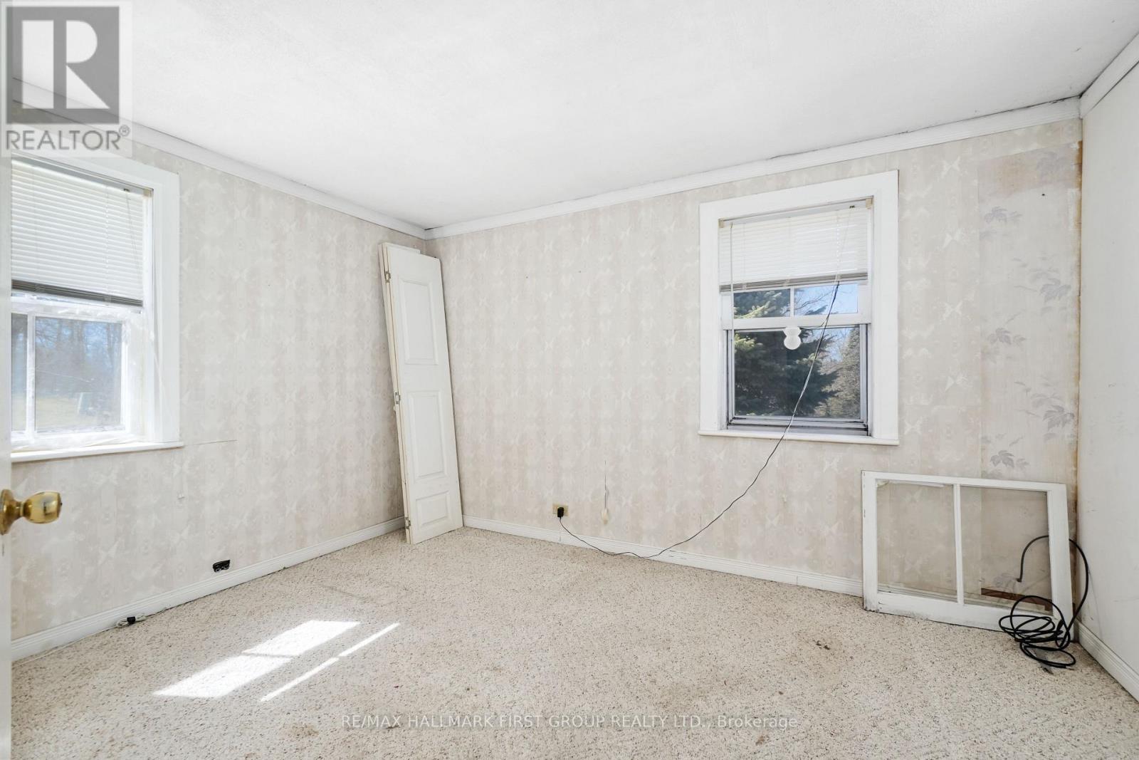 19 Halstead Road Property Photo 18