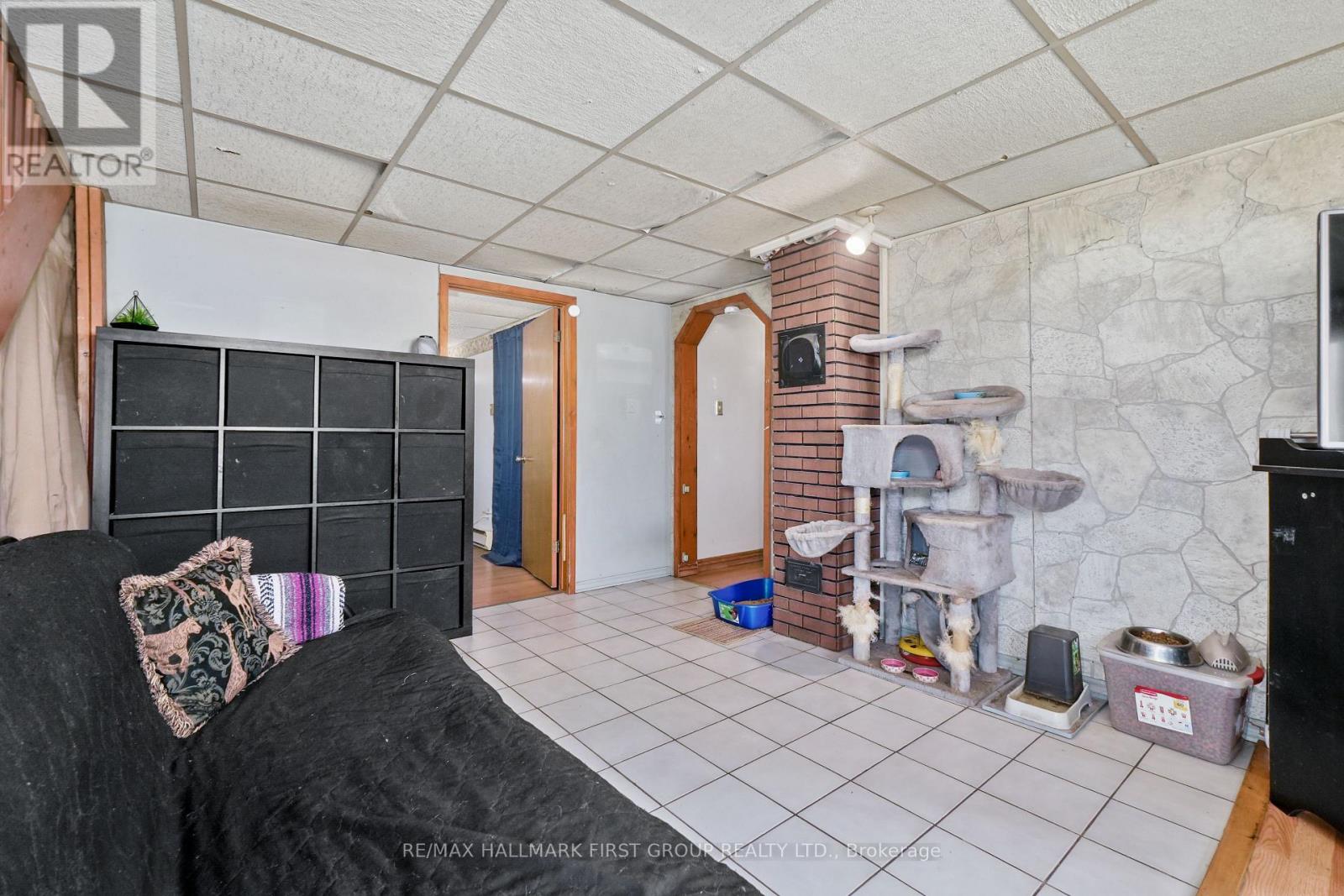 19 Halstead Road Property Photo 26