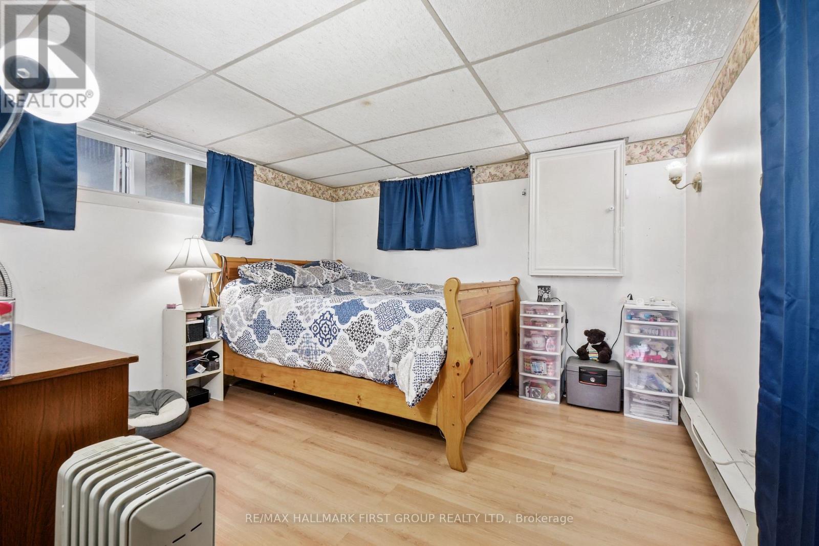 19 Halstead Road Property Photo 28