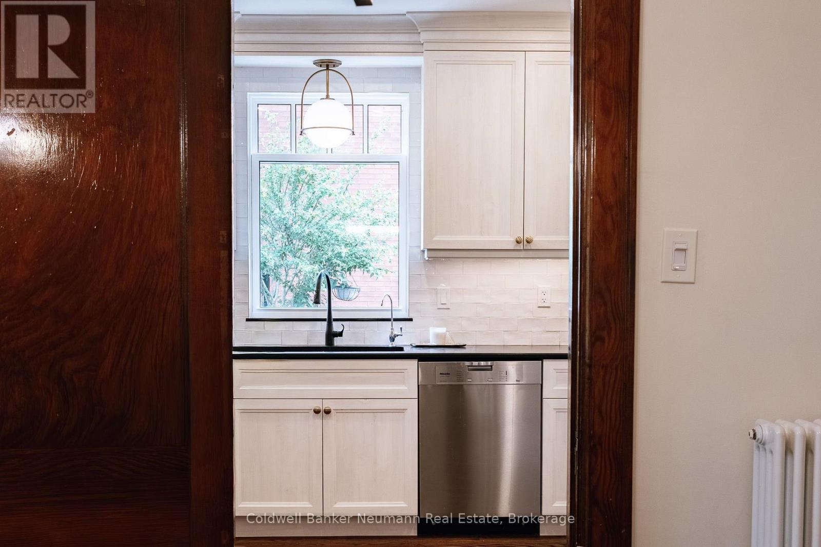 83 Durham Street Property Photo 17