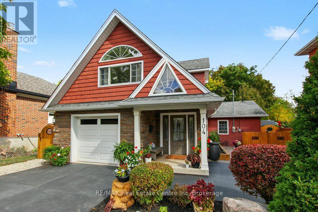 104 Johnston Street Property Photo 1