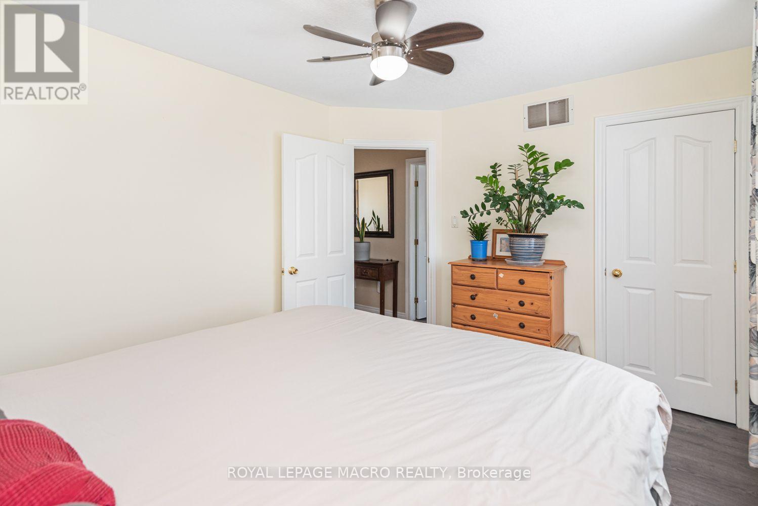 102 Willow Lane Property Photo 21