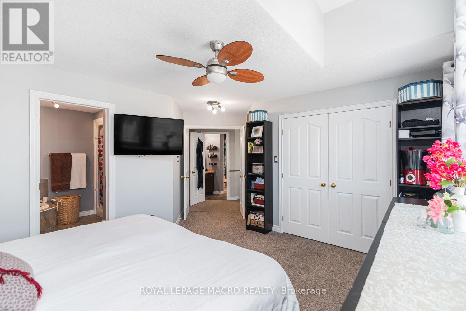 102 Willow Lane Property Photo 27