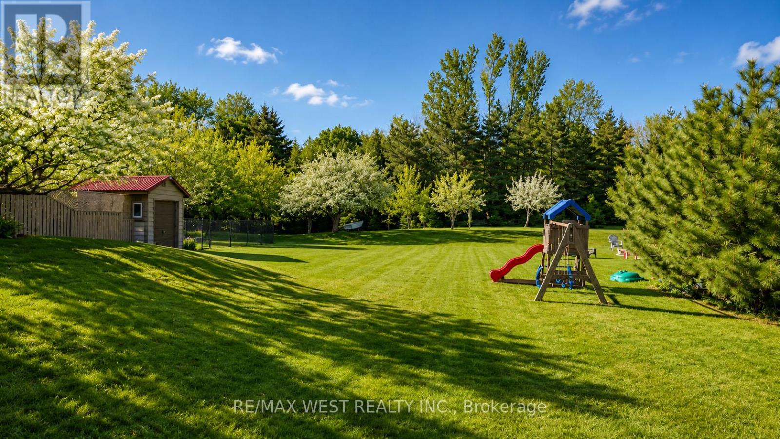 23 Mckibbon Avenue Property Photo 5