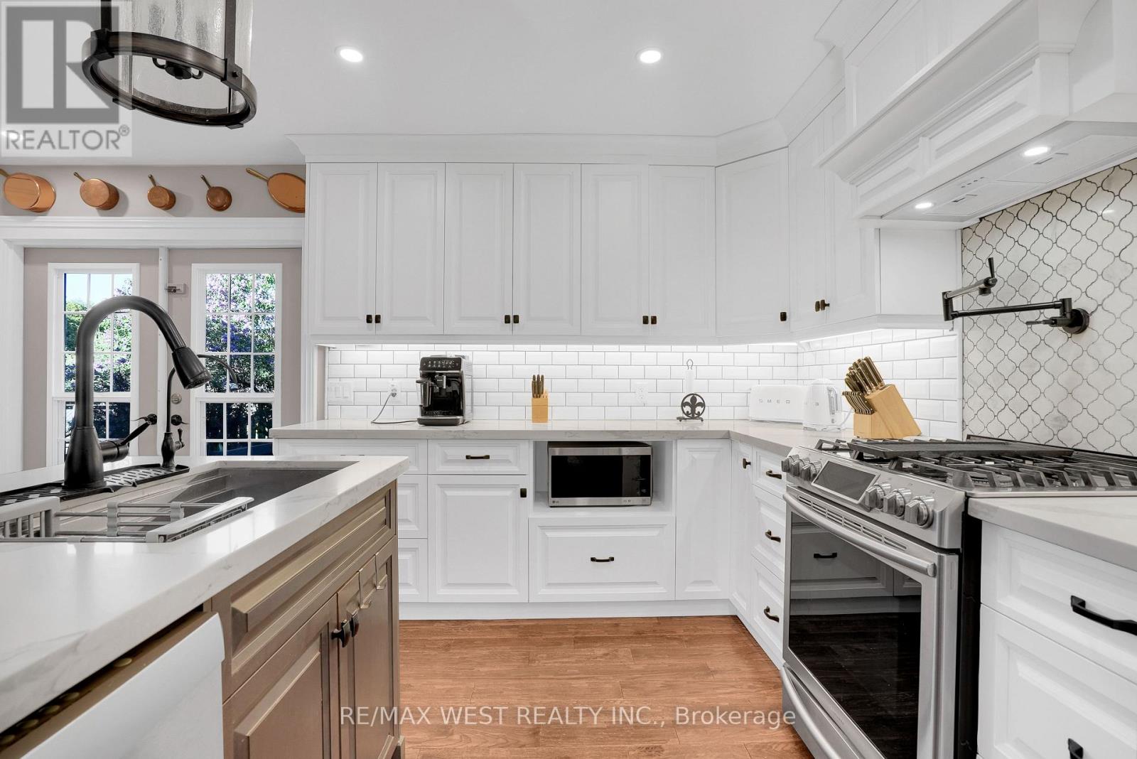 23 Mckibbon Avenue Property Photo 8