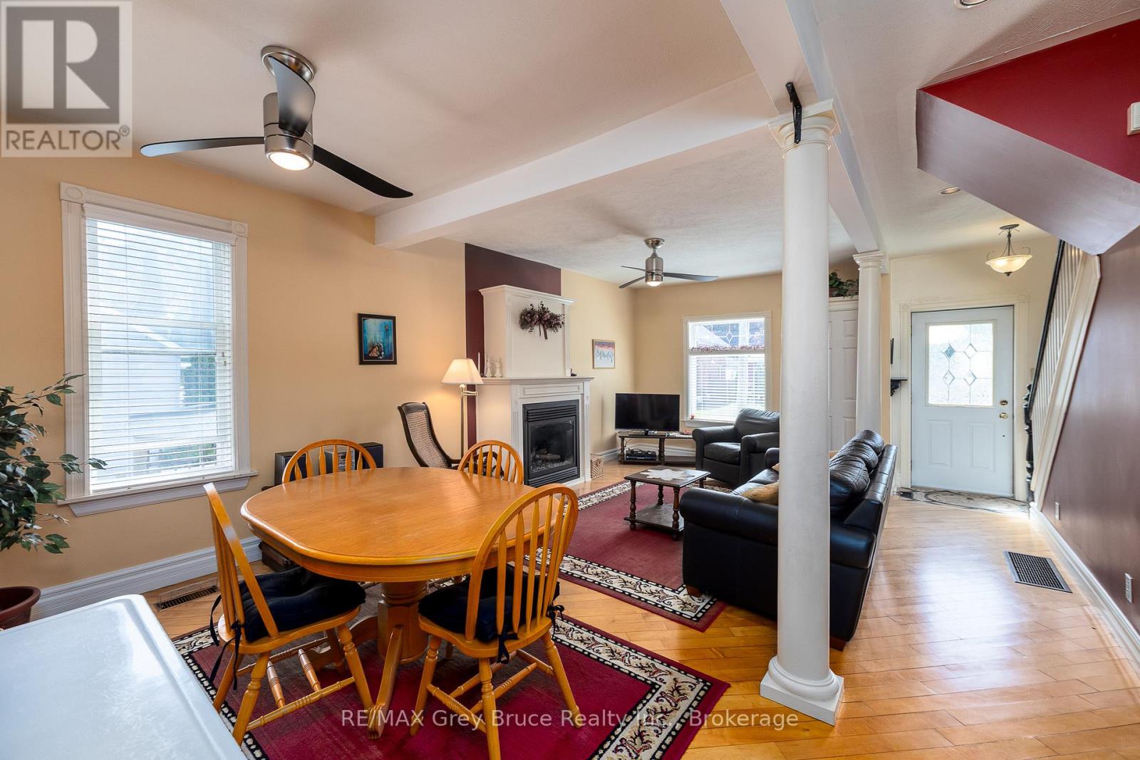 1591 5th Avenue W Property Photo 8