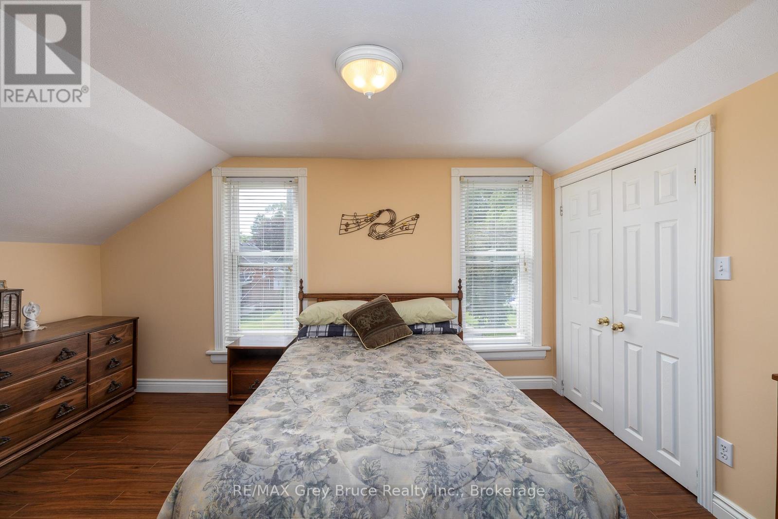 1591 5th Avenue W Property Photo 18