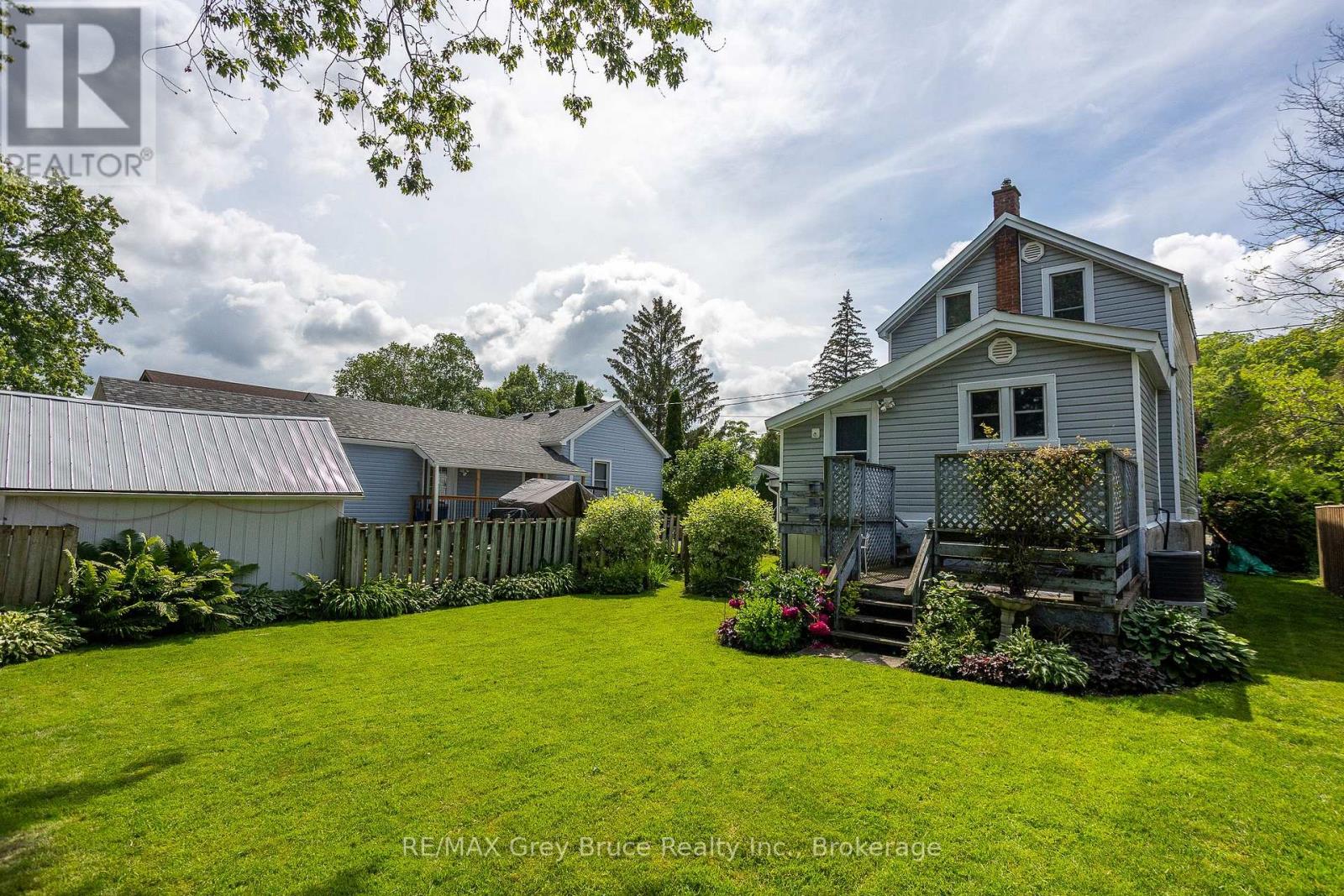 1591 5th Avenue W Property Photo 30