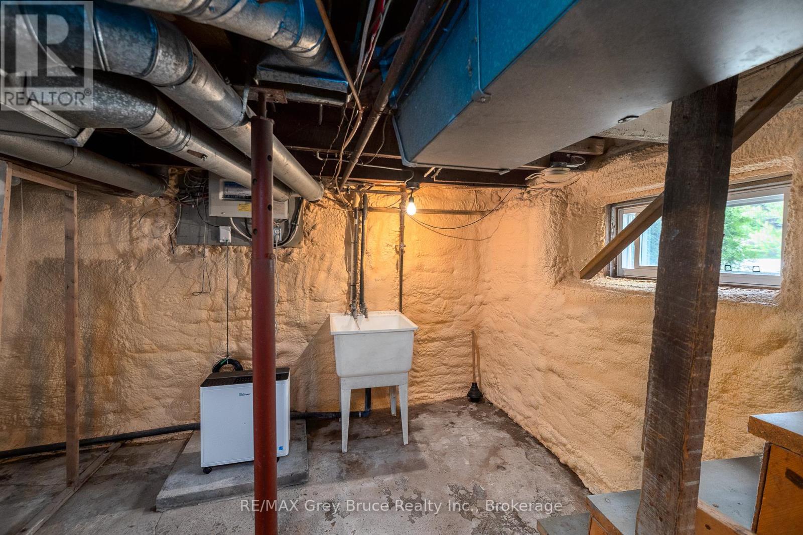 1591 5th Avenue W Property Photo 37