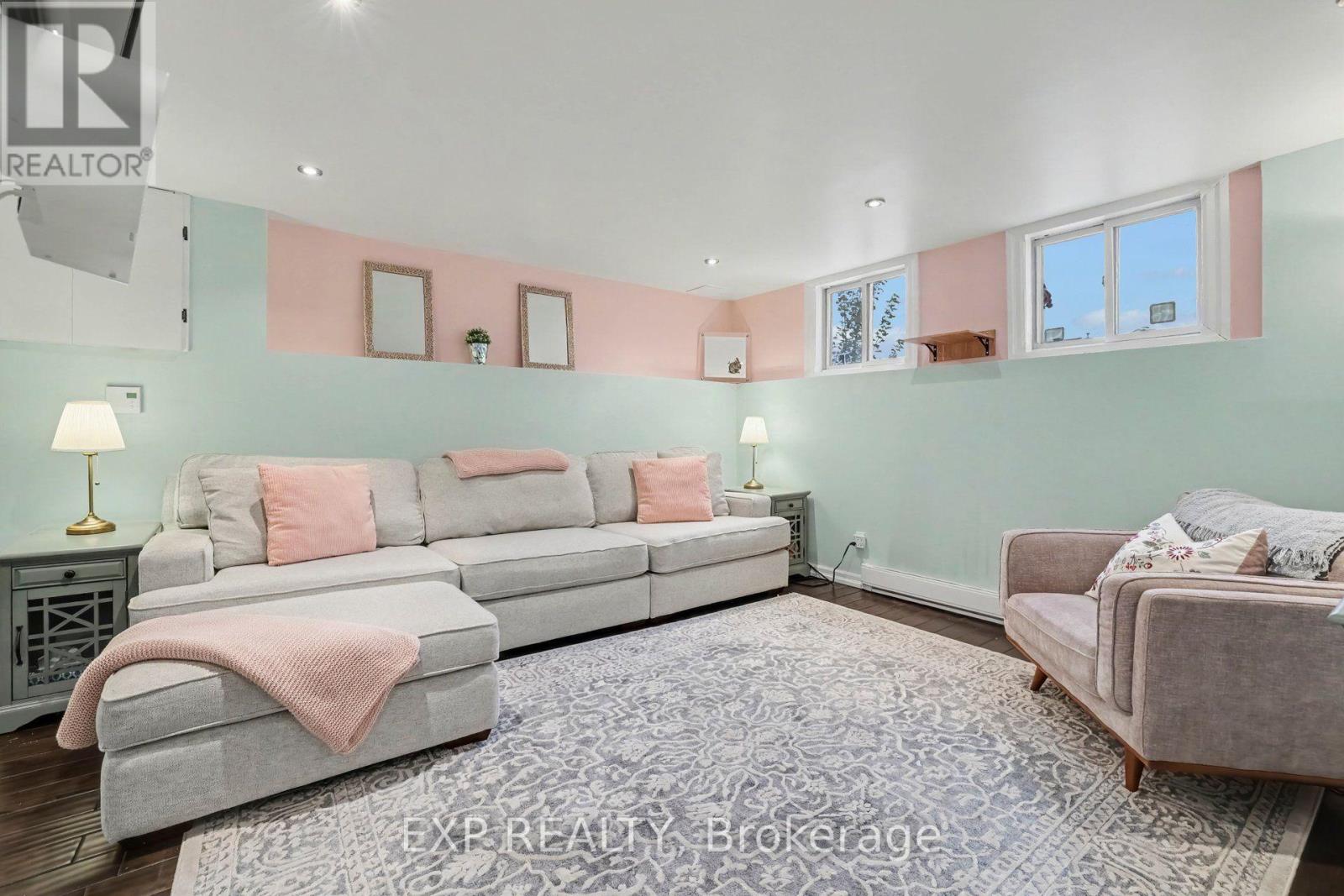 46 Westcliffe Street Property Photo 26