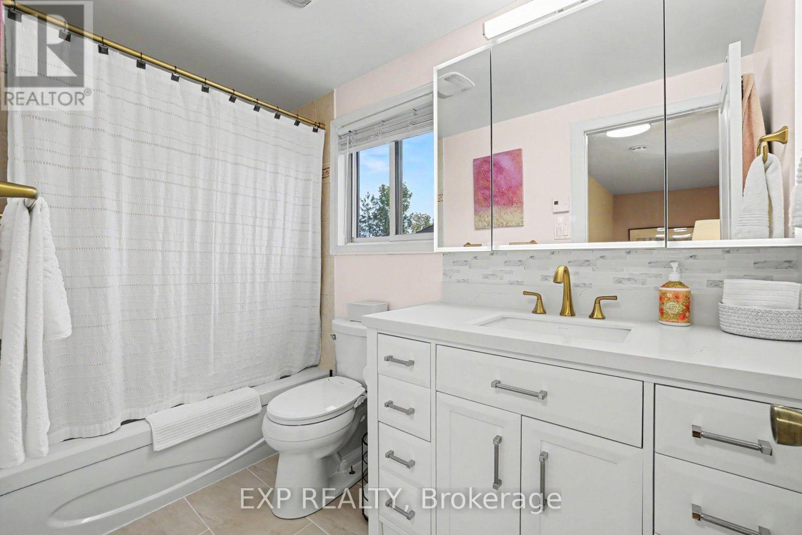 46 Westcliffe Street Property Photo 29