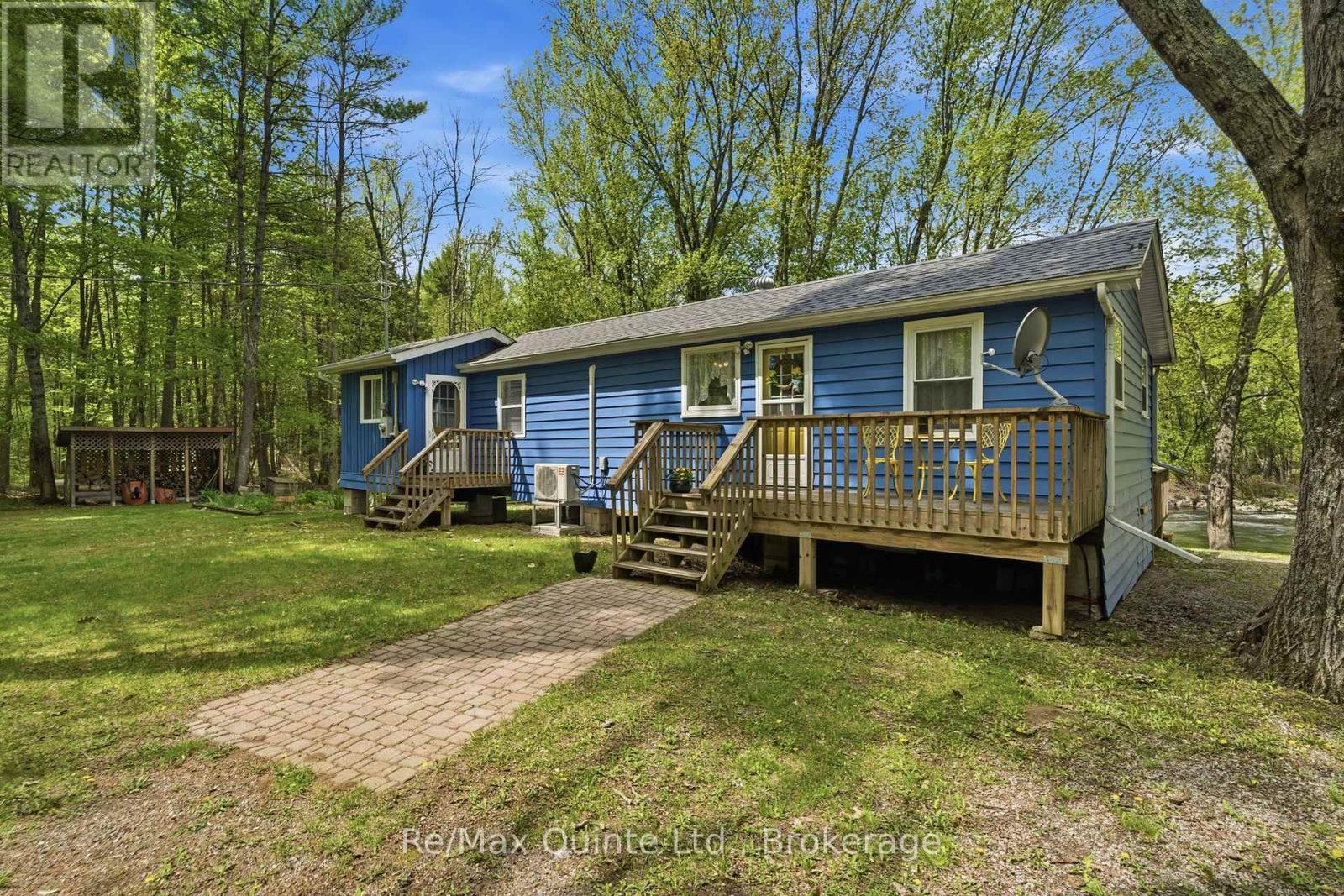 122 Cottage Lane Property Photo 2