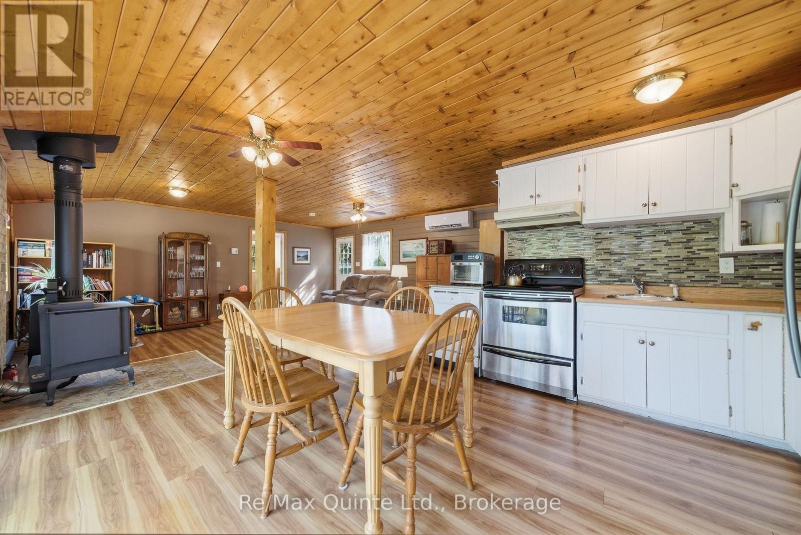 122 Cottage Lane Property Photo 10