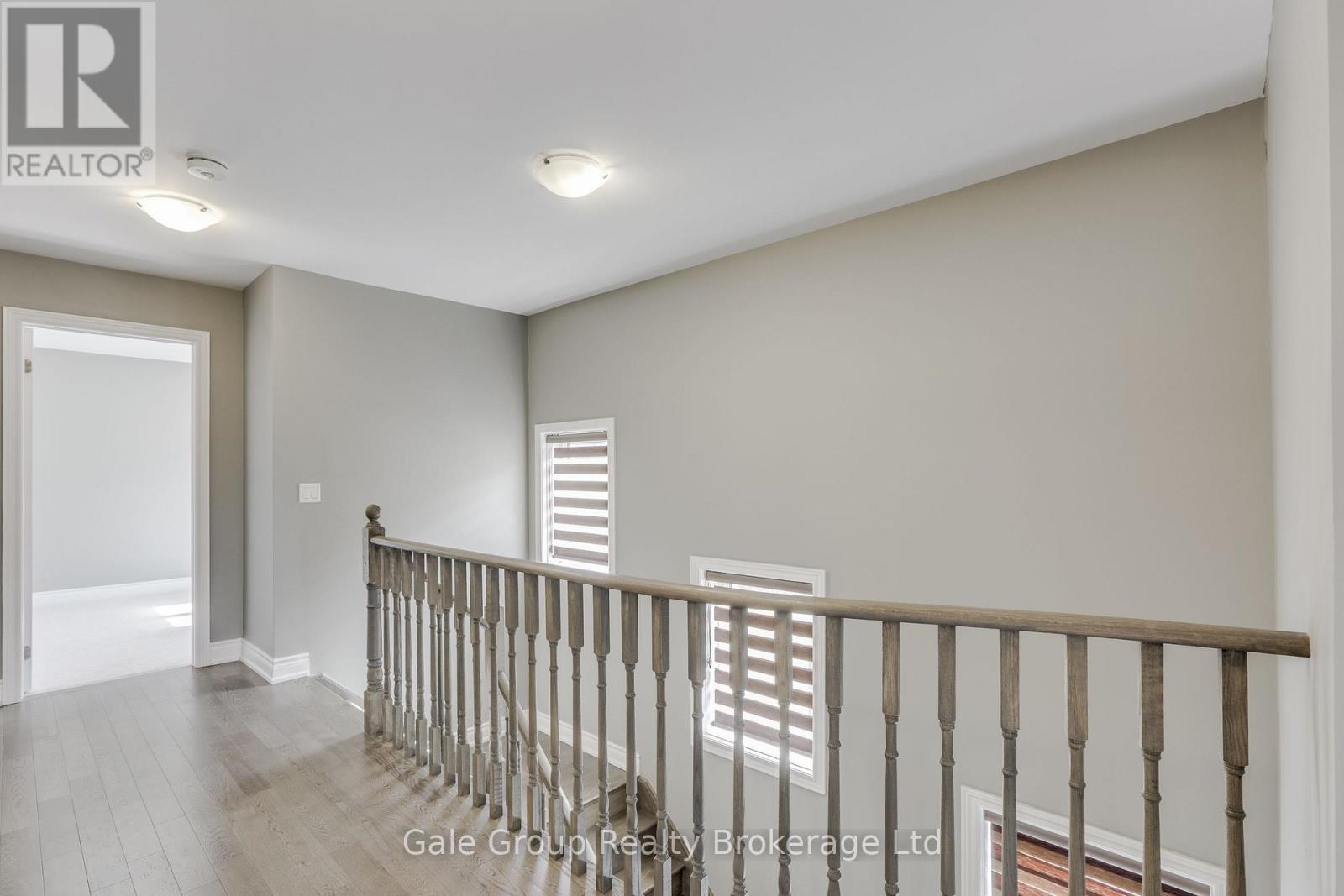 118 Huntingford Trail W Property Photo 18