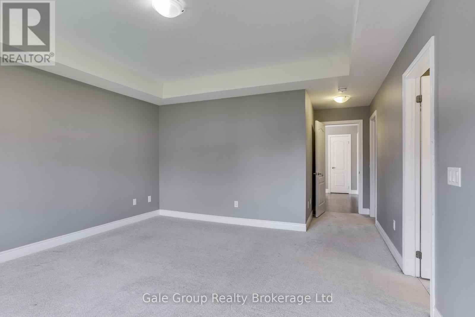 118 Huntingford Trail W Property Photo 20