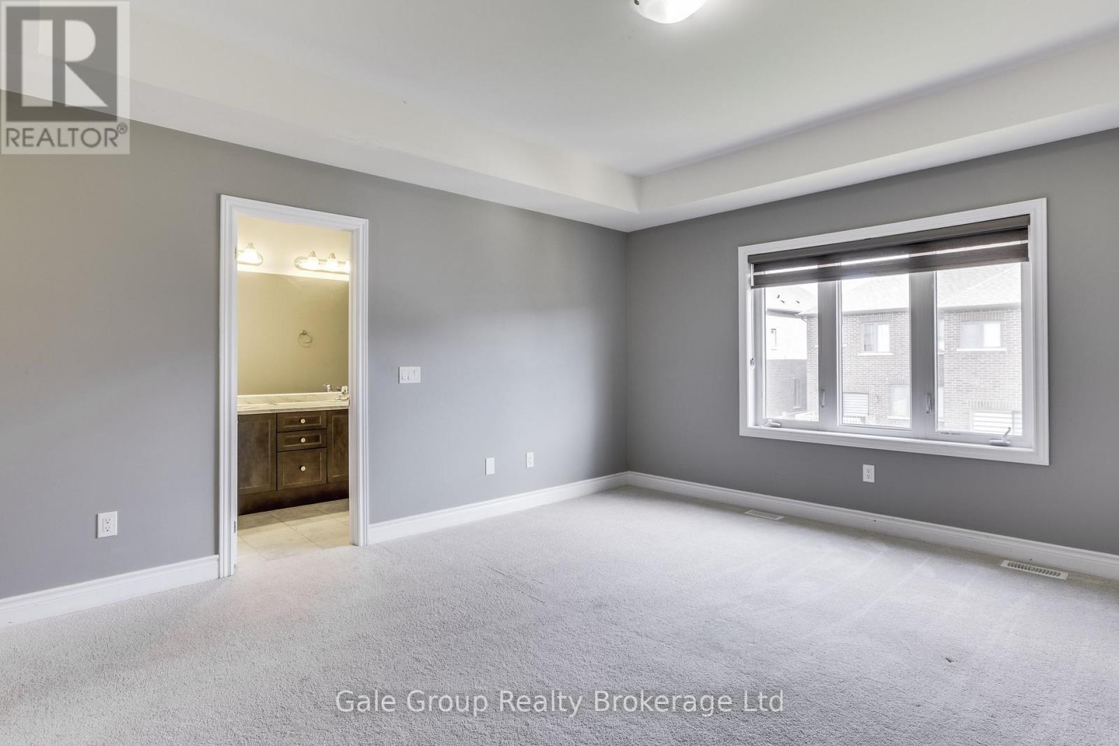 118 Huntingford Trail W Property Photo 22