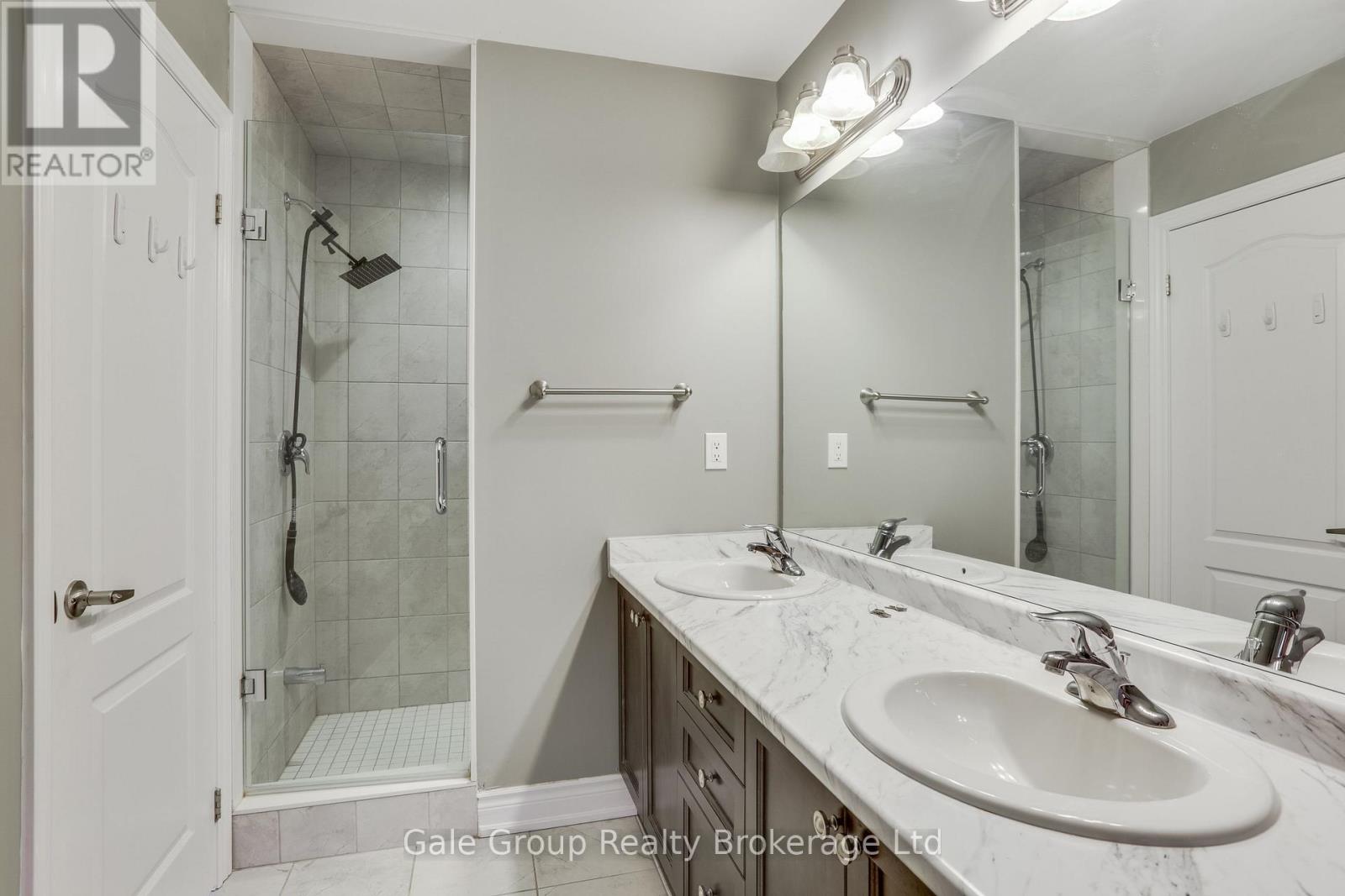 118 Huntingford Trail W Property Photo 24