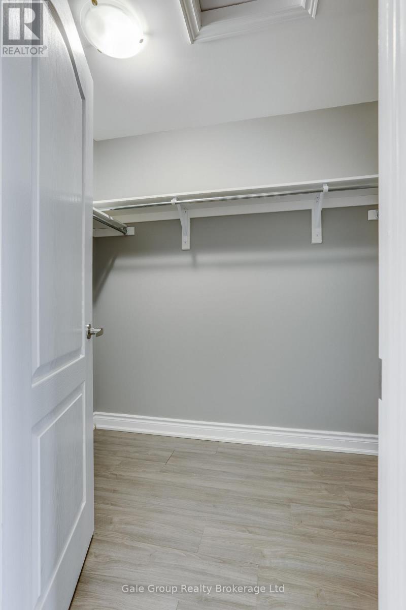 118 Huntingford Trail W Property Photo 25