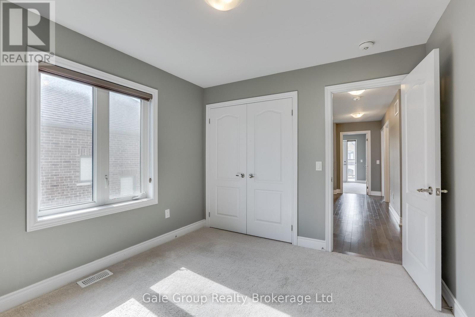 118 Huntingford Trail W Property Photo 27