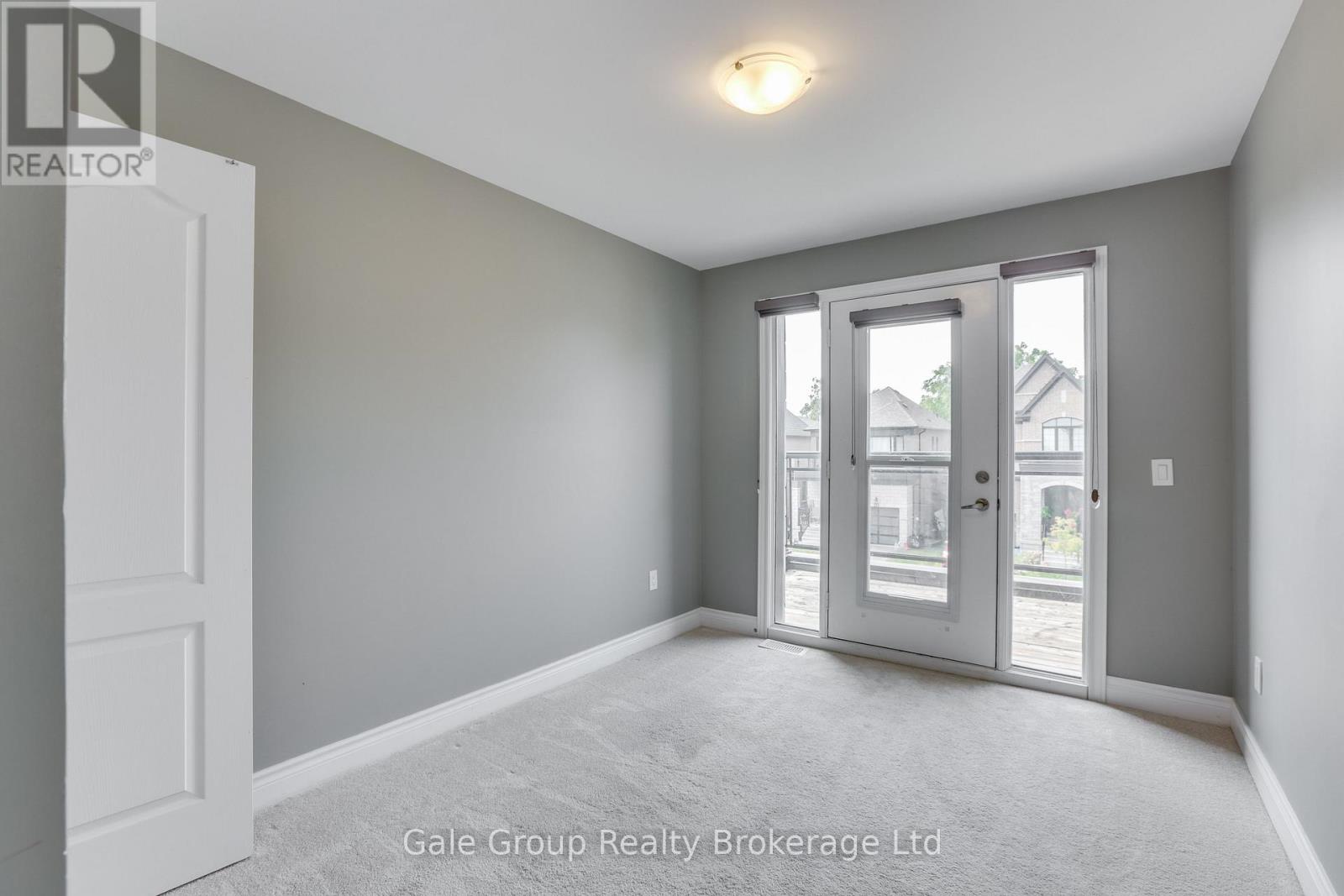 118 Huntingford Trail W Property Photo 31