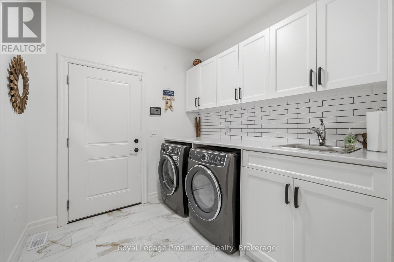 48 Deerview Drive Property Photo 19
