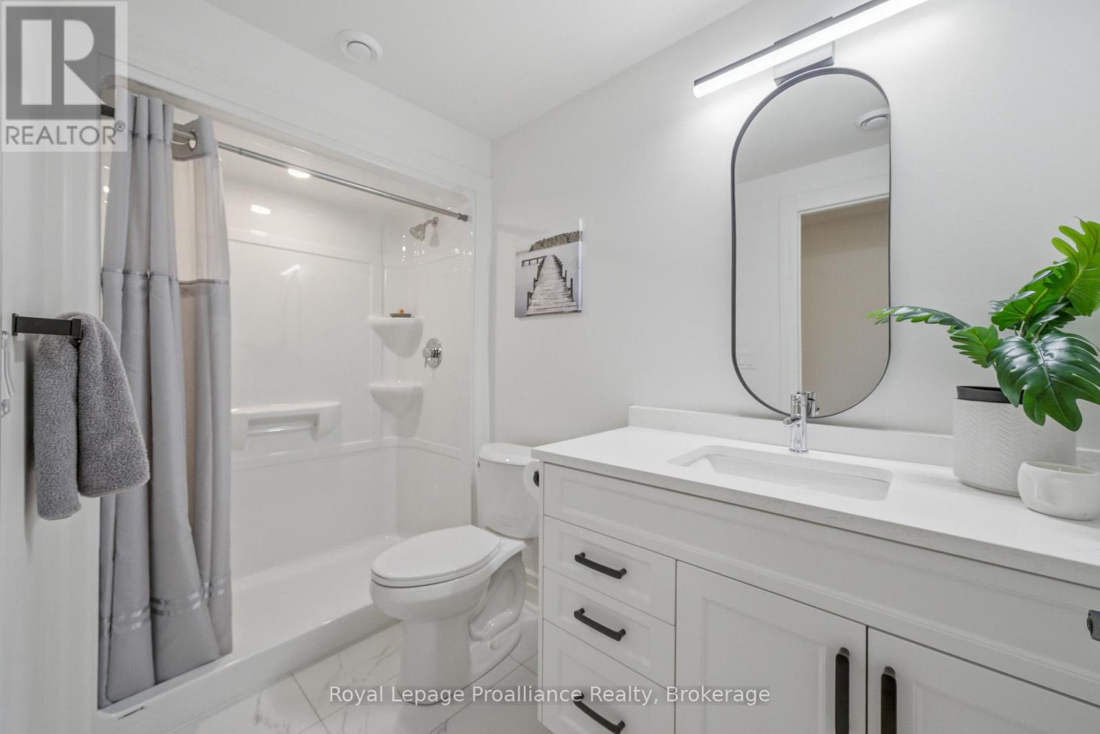 48 Deerview Drive Property Photo 34