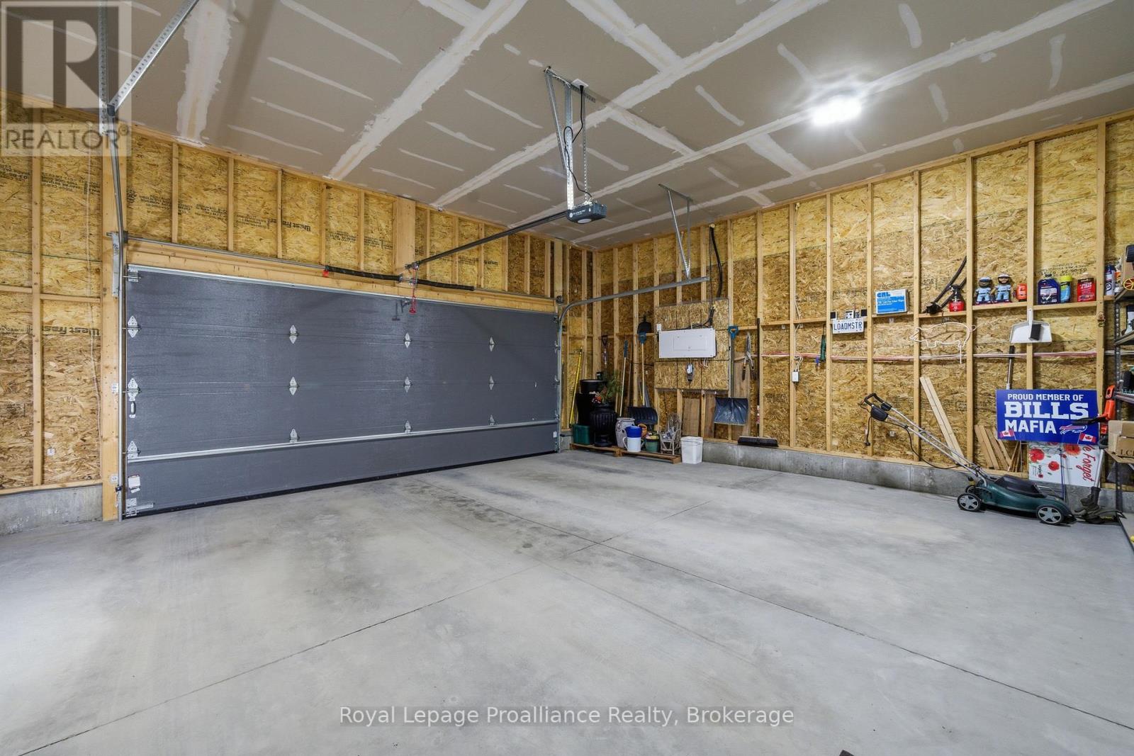 48 Deerview Drive Property Photo 37