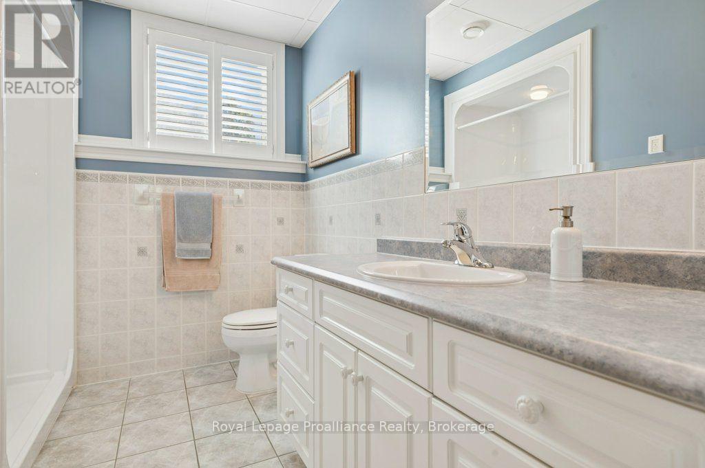 128 Maple Drive Property Photo 32