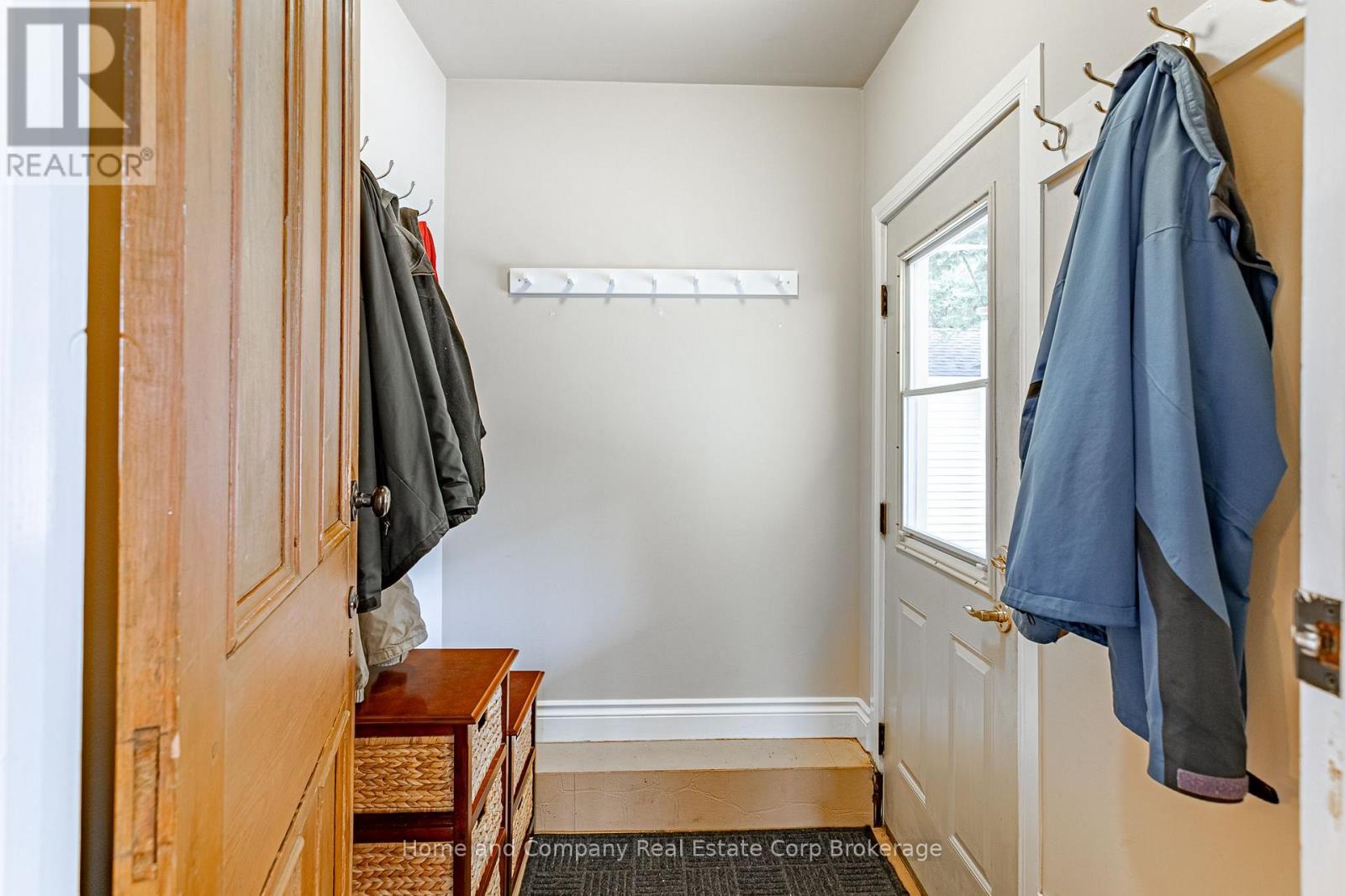 105 Centre Street Property Photo 18
