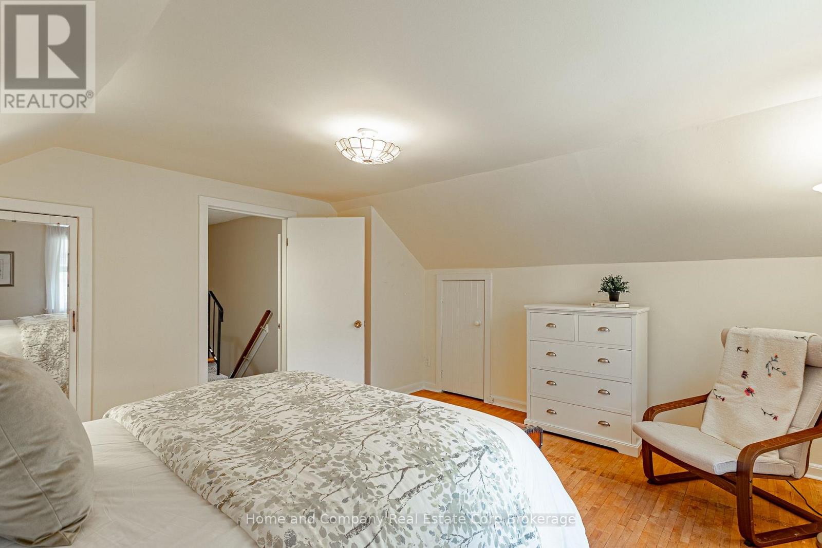 105 Centre Street Property Photo 21
