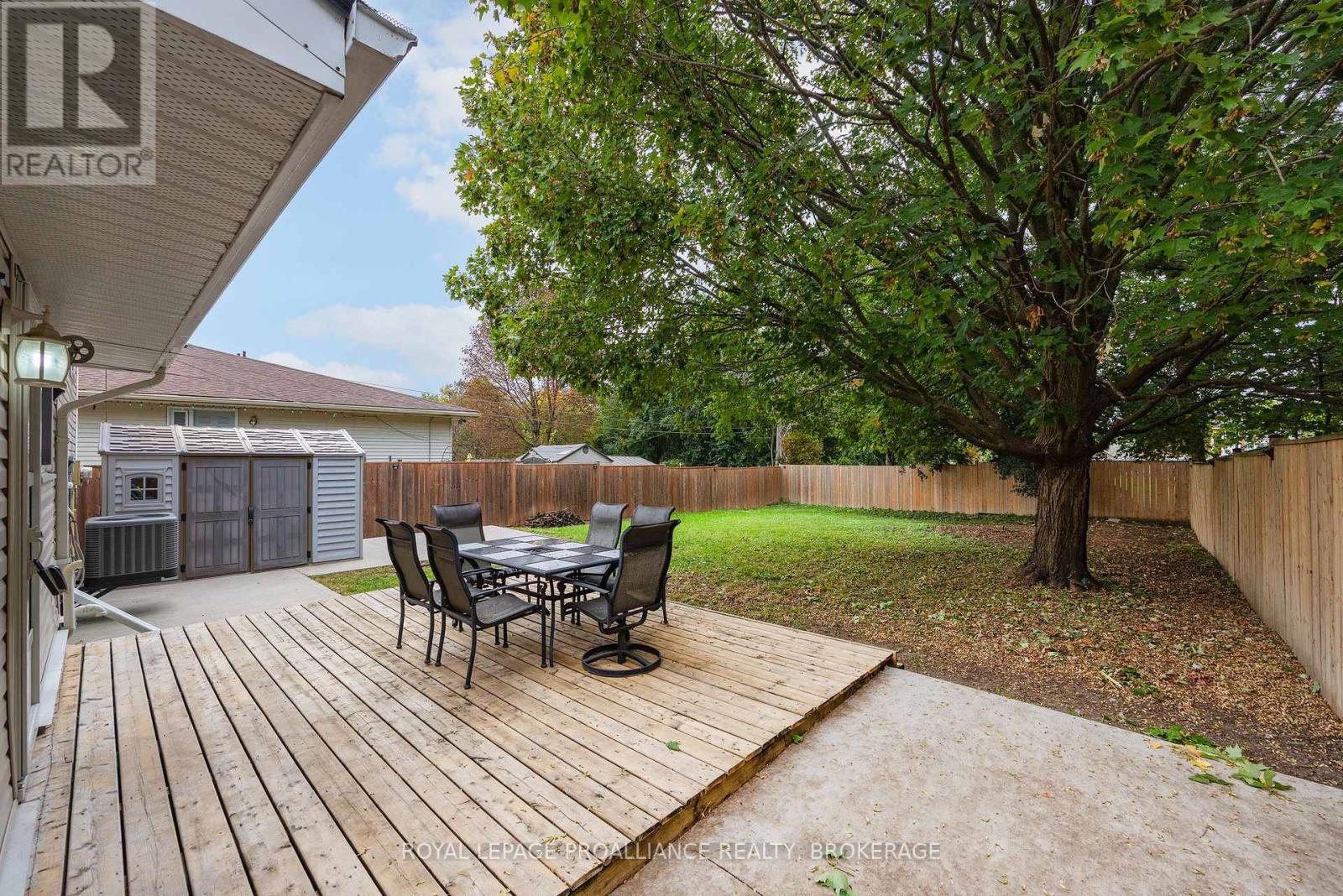 55 Folger Street Property Photo 7