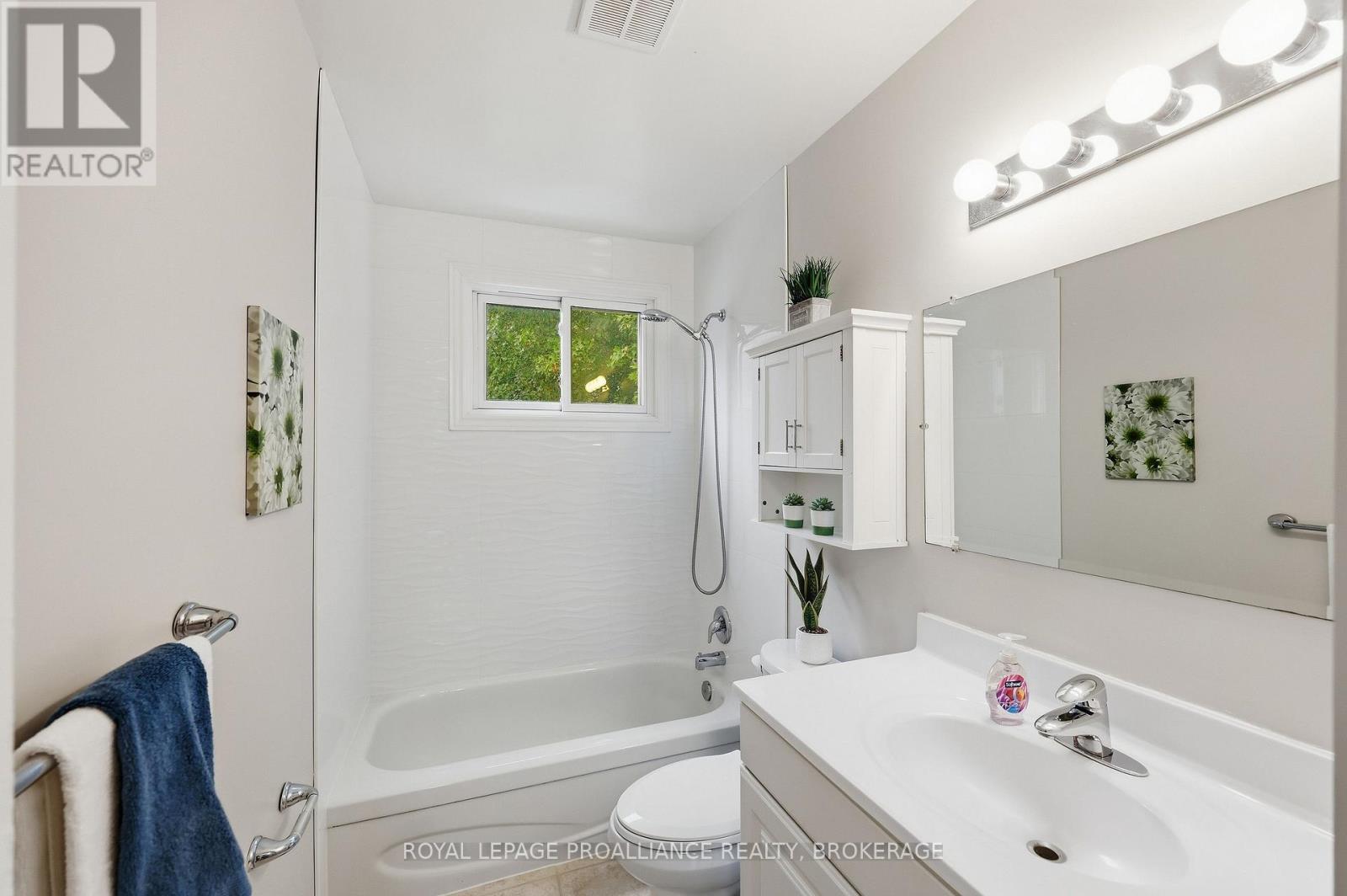 55 Folger Street Property Photo 31