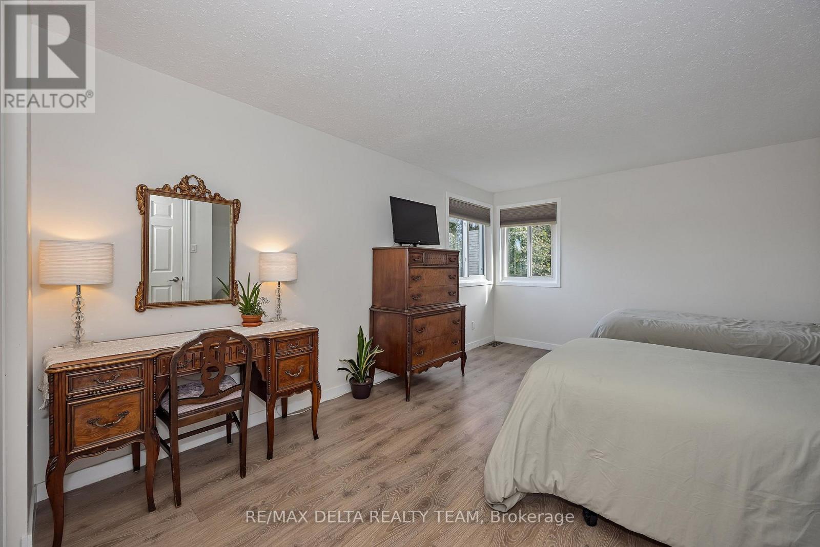 435 Duvernay Drive Property Photo 19