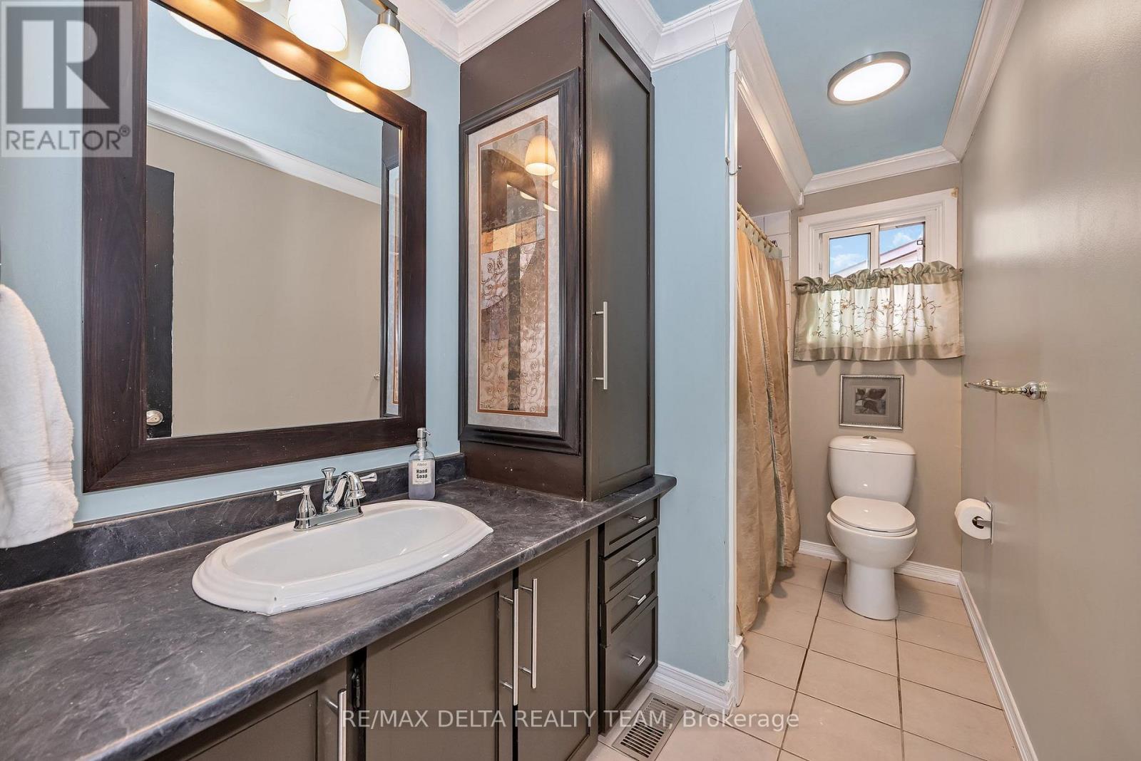 435 Duvernay Drive Property Photo 24