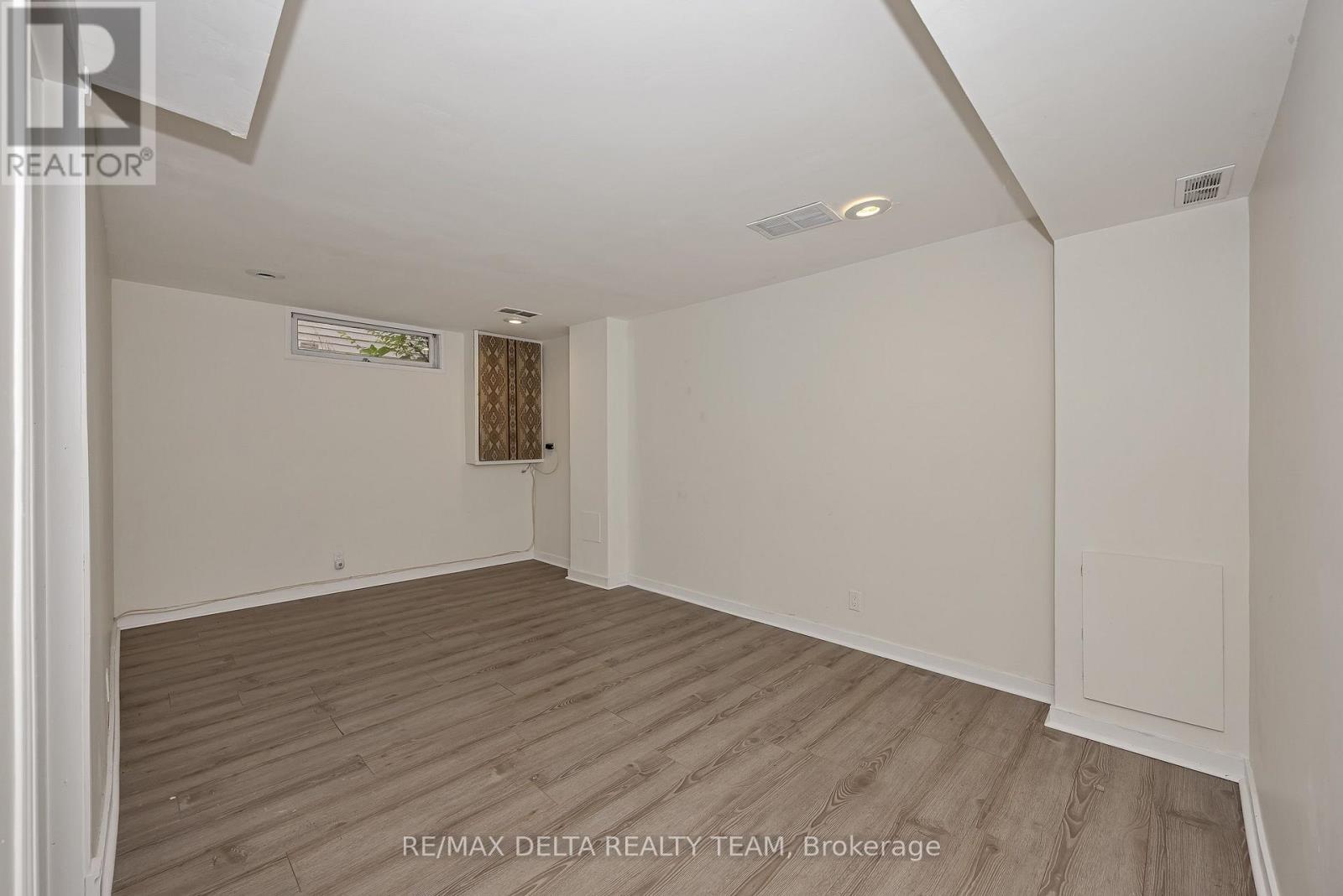 435 Duvernay Drive Property Photo 28