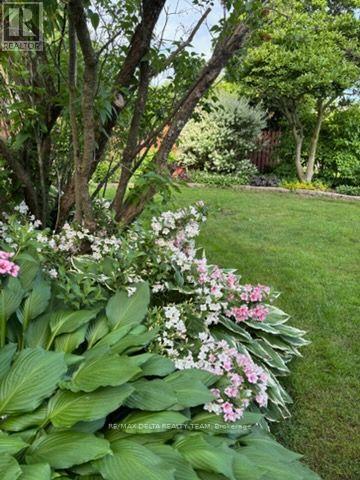 435 Duvernay Drive Property Photo 42