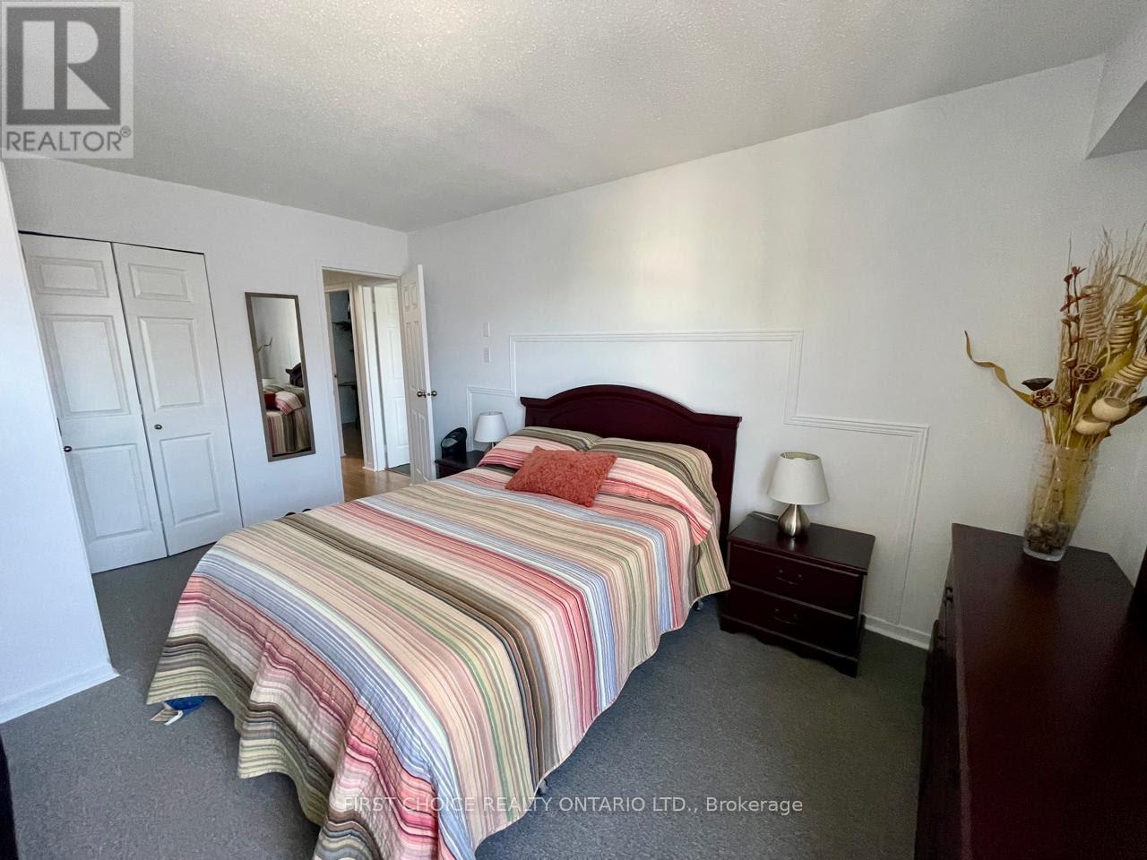 186 - 825 Cahill Drive W Property Photo 10