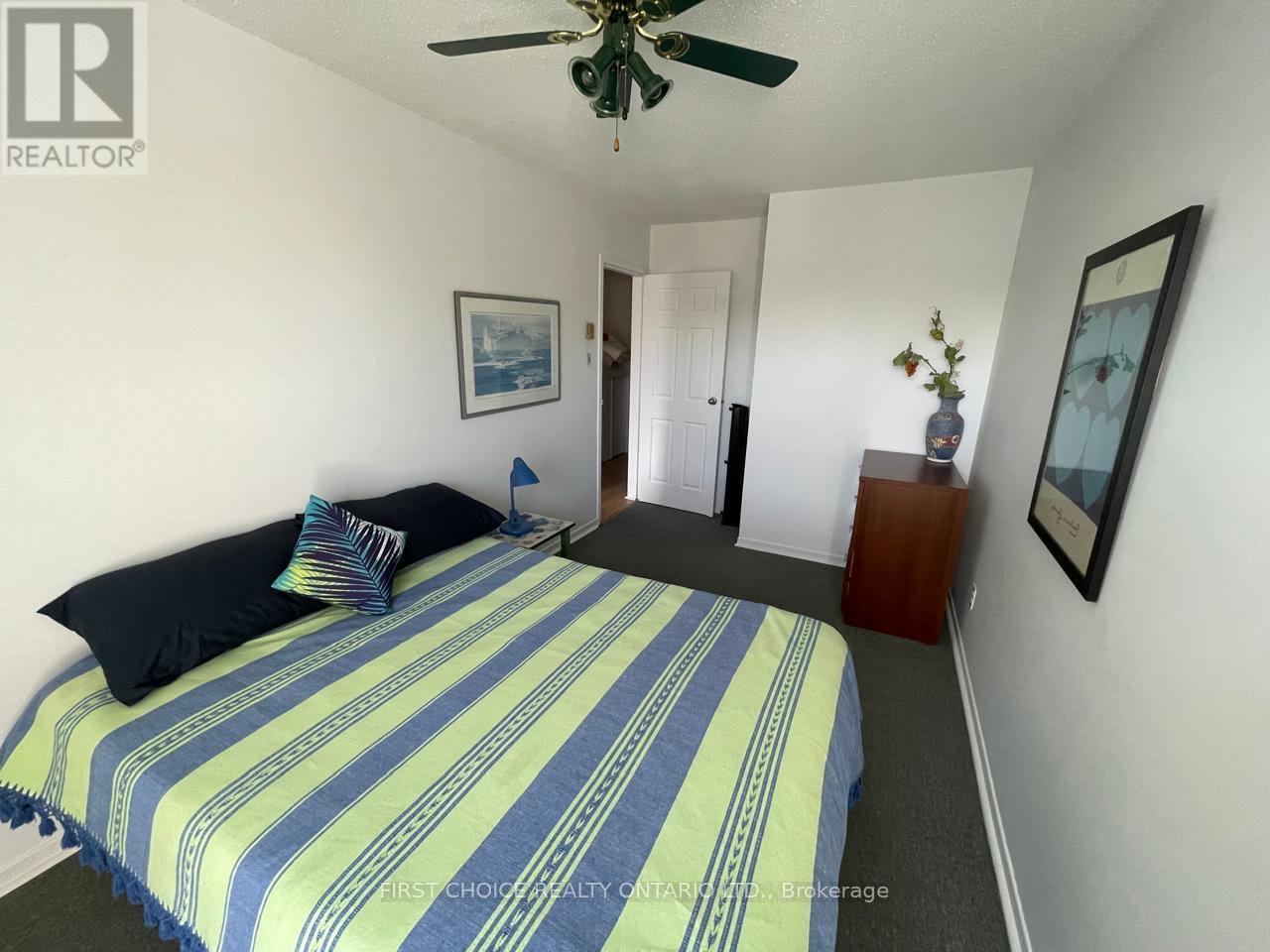 186 - 825 Cahill Drive W Property Photo 12