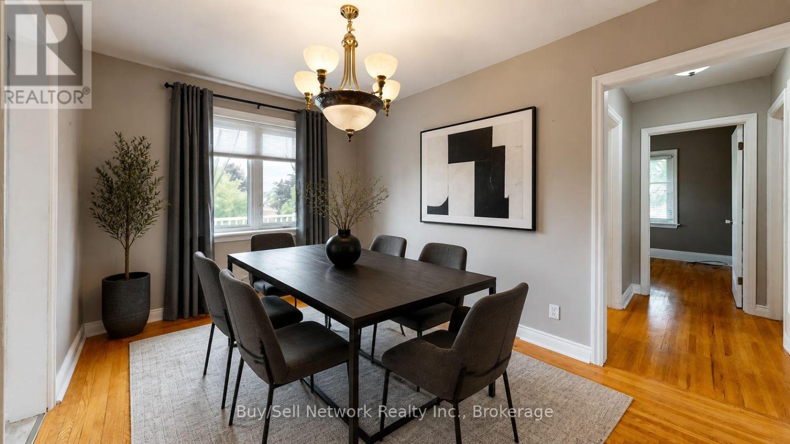962 Ward Street Property Photo 18