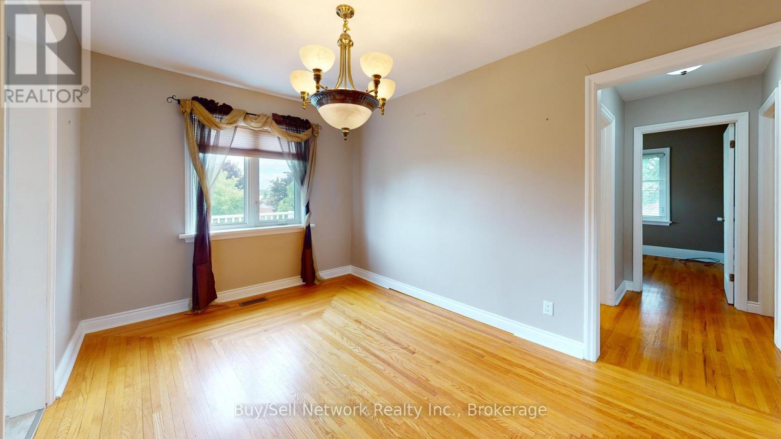 962 Ward Street Property Photo 19