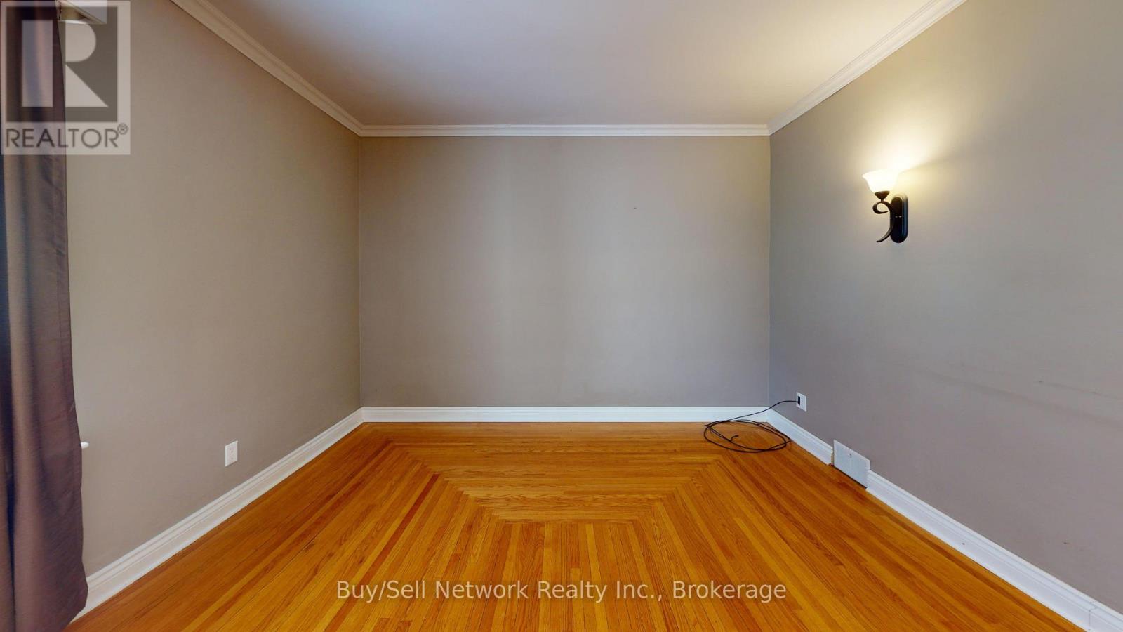 962 Ward Street Property Photo 30