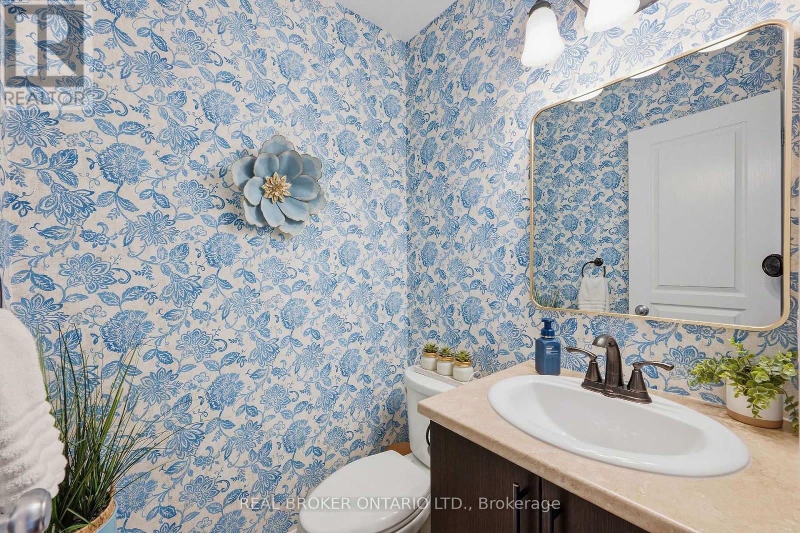 2221 Angelica Avenue Property Photo 7